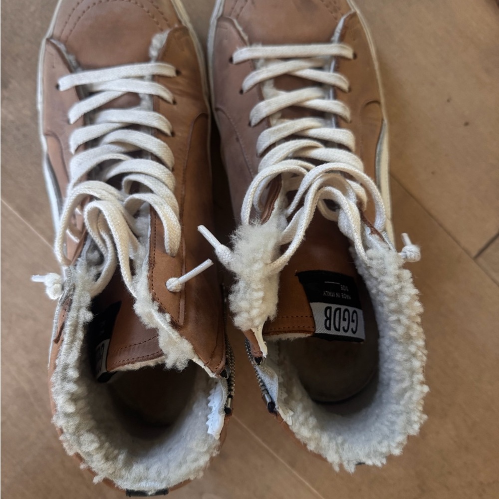 Golden Goose Slide w/authentic shearling lining & insoles